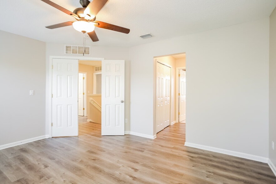 Building Photo - 6220 Morse Oaks Cir