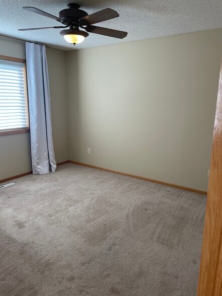 Building Photo - 1238 Larkspur Ln