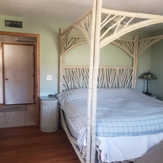 Building Photo - 70 Red Fox Ln