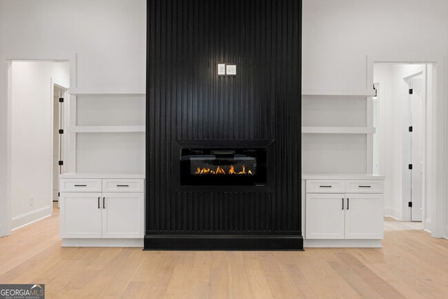 Building Photo - 1261 Glen Eagle Dr