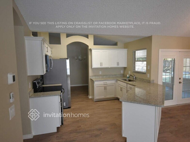Building Photo - 817 Emerald Way