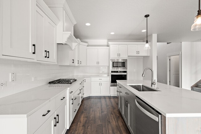 Building Photo - 4269 W Ravenna St