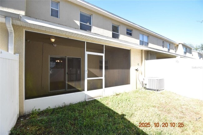 Building Photo - 6146 Olivedale Dr