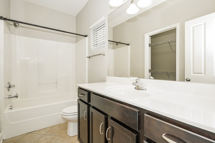 Building Photo - 2004 Avery Park Drive