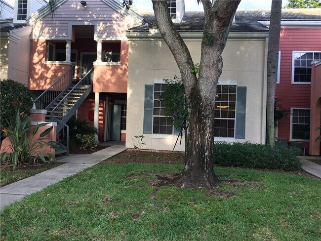 Building Photo - 19153 Fisher Island Dr