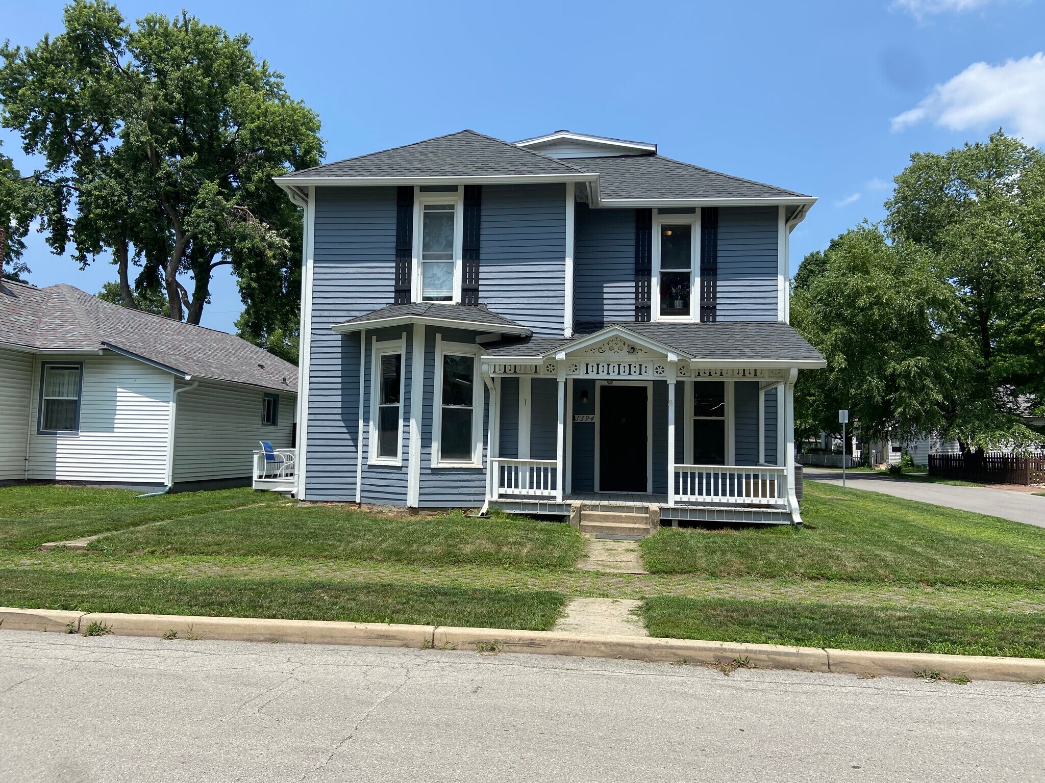 Building Photo - 1394 Wayne St