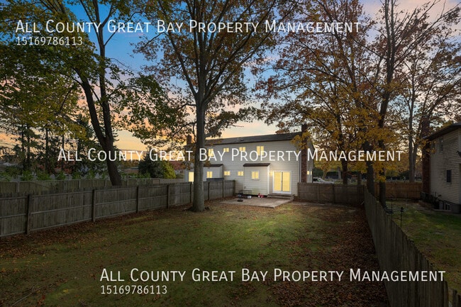 Building Photo - 921 Church St