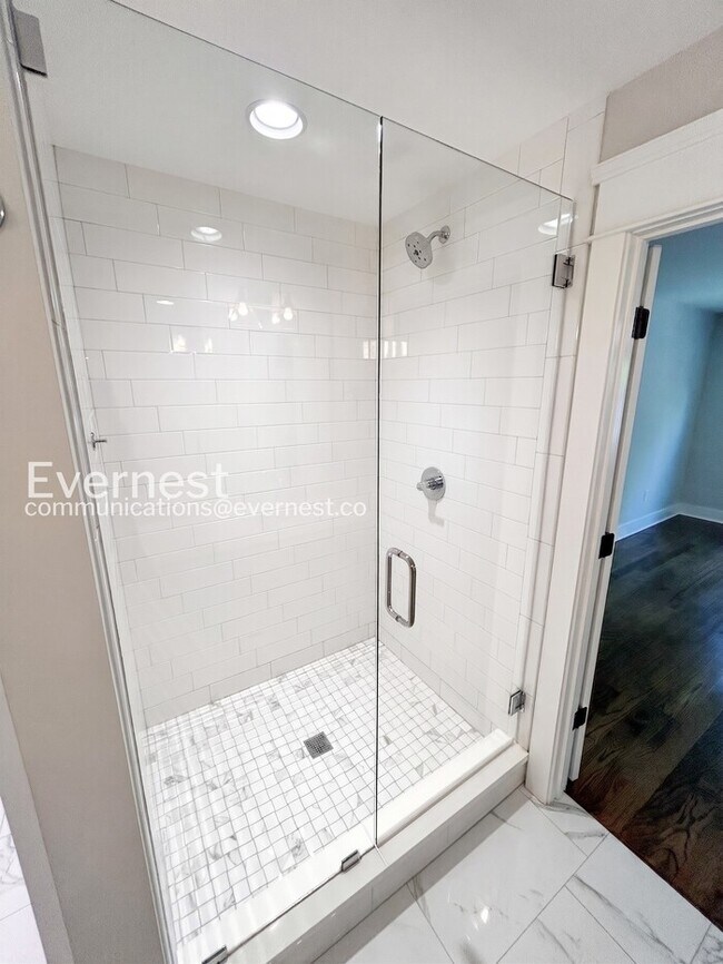 Building Photo - Spacious 3-Bedroom Home in a Family-Friendly Community / Pet Friendly / Available Now!/