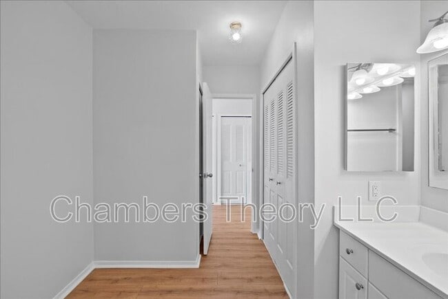 Building Photo - 3705 S George Mason Dr