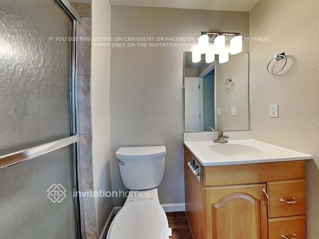 Building Photo - 2401 N Narrows Dr