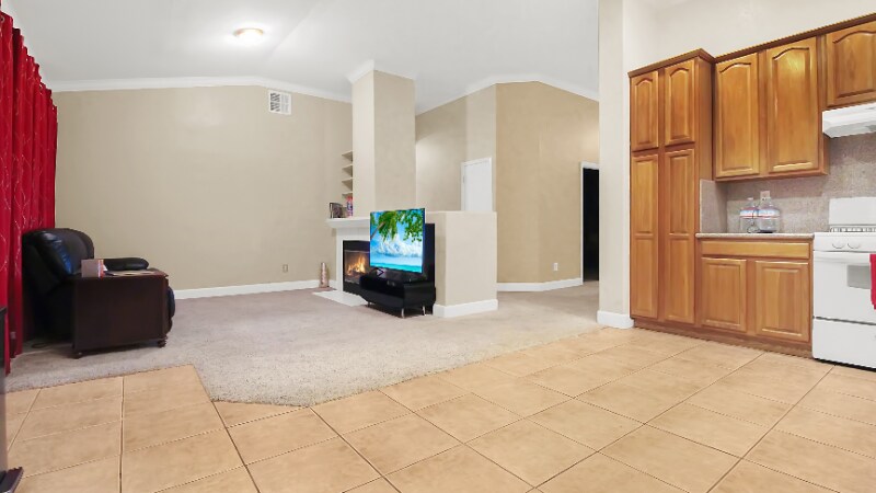 Building Photo - 2316 Reindeer Ct