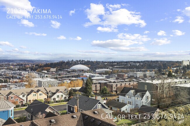 Building Photo - 2103 S Yakima-