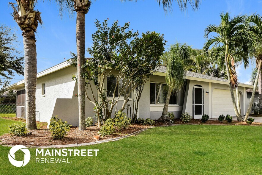 Building Photo - 1122 SE 17th St