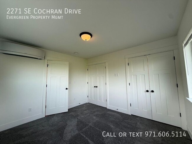 Building Photo - 2271 SE Cochran Dr