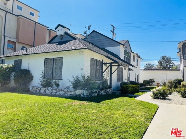 Building Photo - 4441 Tujunga Ave