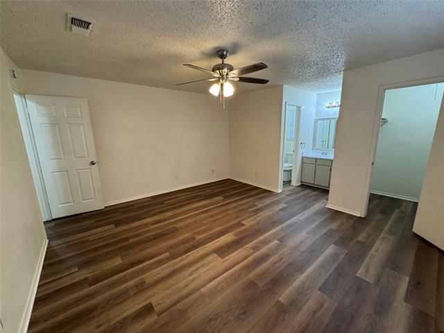 Building Photo - 6225 Stardust Dr S