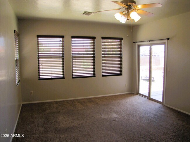 Building Photo - 2577 Copper Sky Dr
