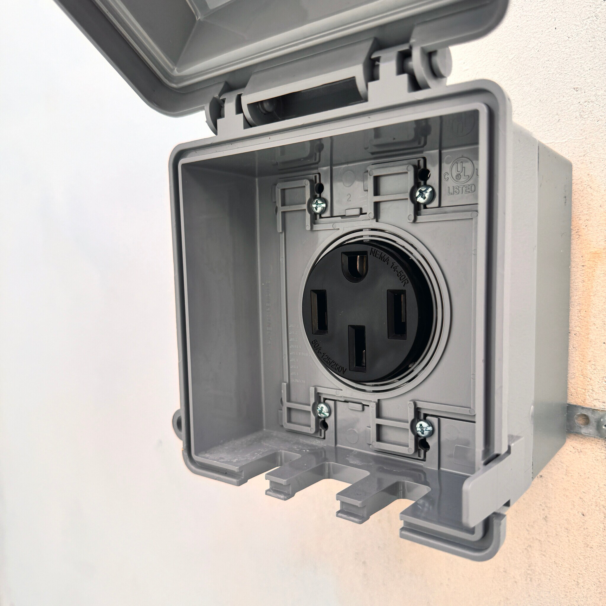 Building Photo - 1210 1/2 Manzanita St