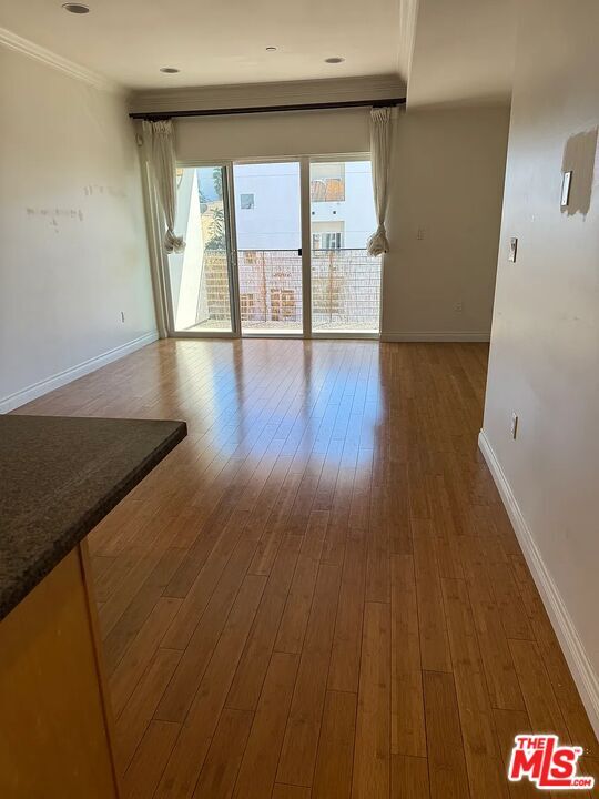Building Photo - 3061 W 12th Pl