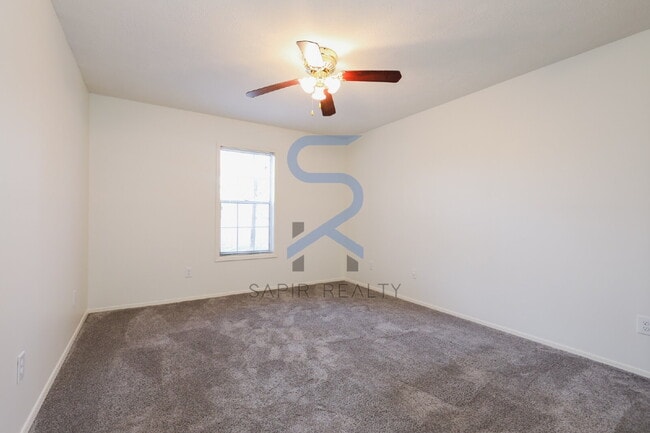 Building Photo - Move in before January 15th and get $100 OFF your rent for the first 3 months — PLUS a $250 Amazo...