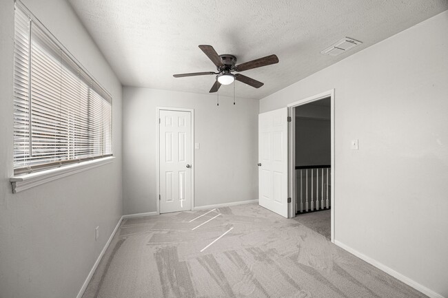 Building Photo - 2907 Boulder Creek Dr
