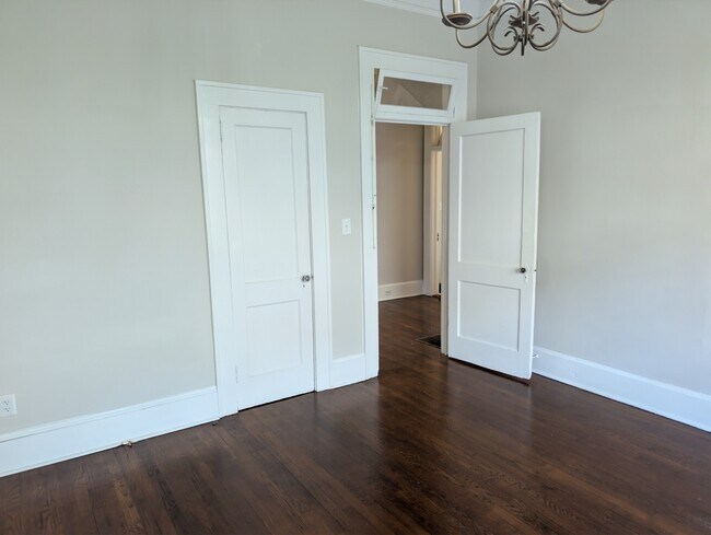 Building Photo - 1117 Kinard Ct