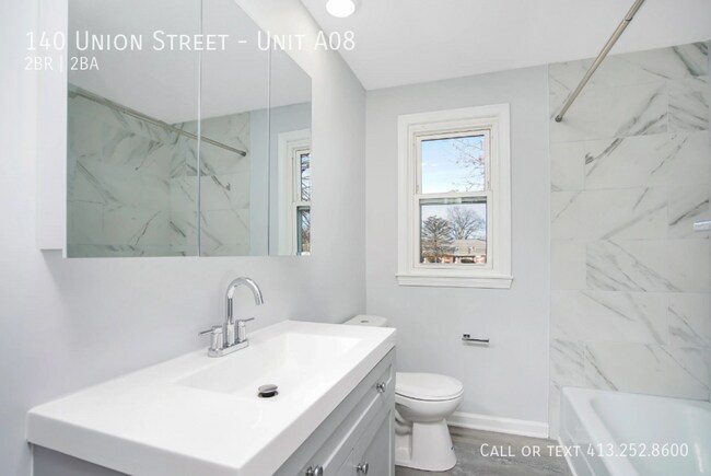 Building Photo - 140 Union St