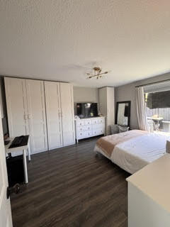 Building Photo - 10267 Boca Bend W