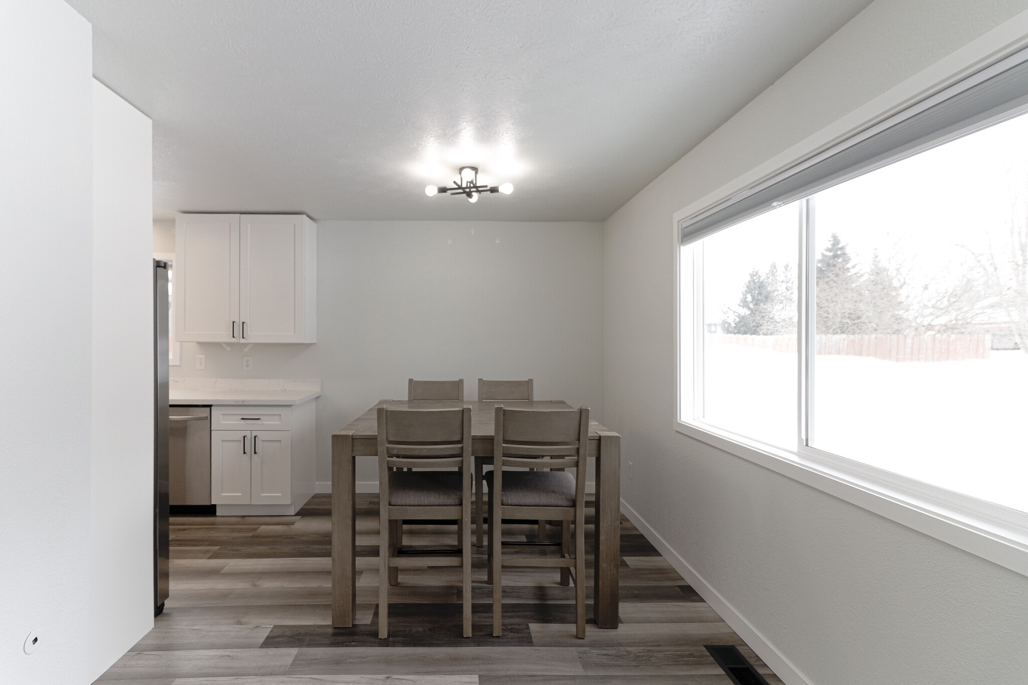 Building Photo - 8202 Mentra St