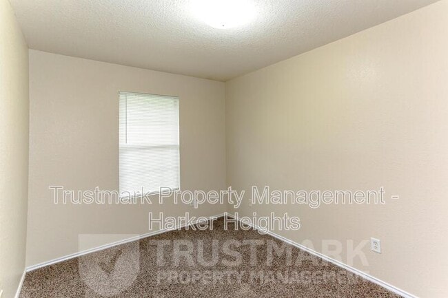 Building Photo - 4501 Mattie Dr