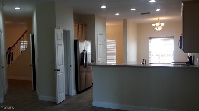 Building Photo - 2054 Willow Branch Dr