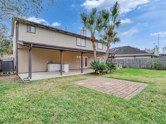 Building Photo - 1814 Oak Valley Dr