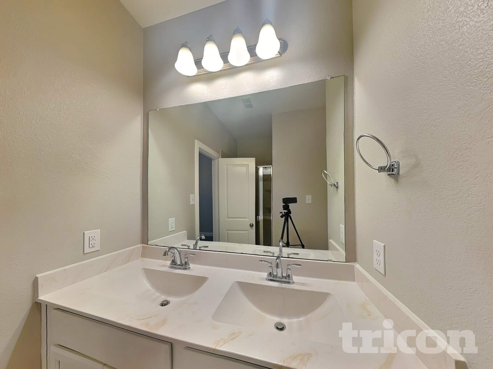 Building Photo - 1473 Eagle Nest Dr