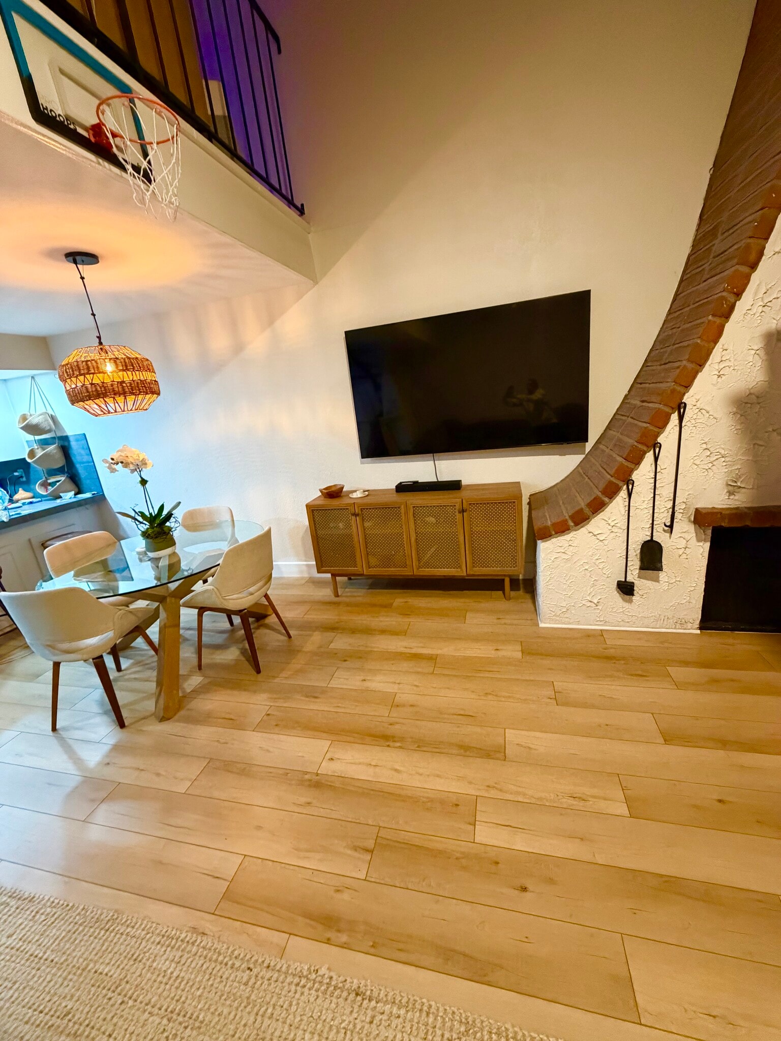 Dining room view - 1925 Alga Rd