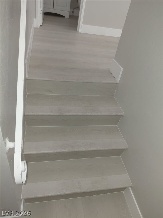 Building Photo - 5228 Garden Ln