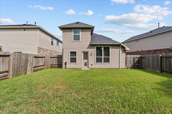 Building Photo - 207 Sea Breeze Dr