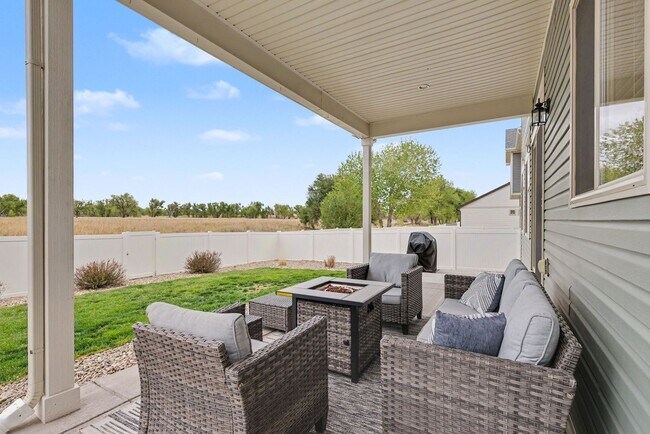 Building Photo - FABULOUS 4 BEDROOM HOME IN CUMBERLAND GREEN FOUNTAIN
