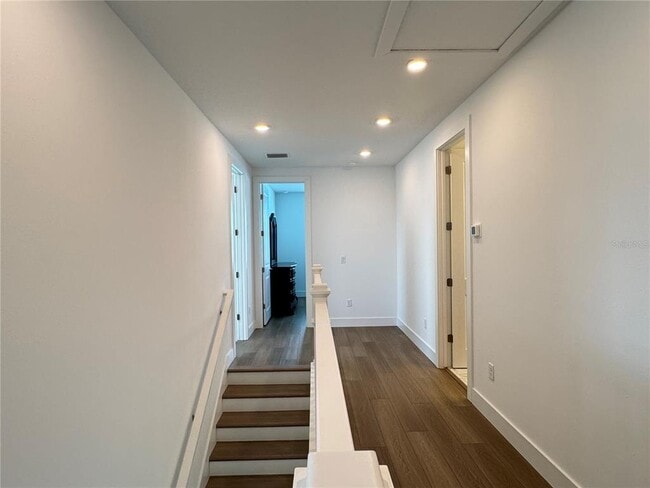 Building Photo - 7973 Avon Dive Ct