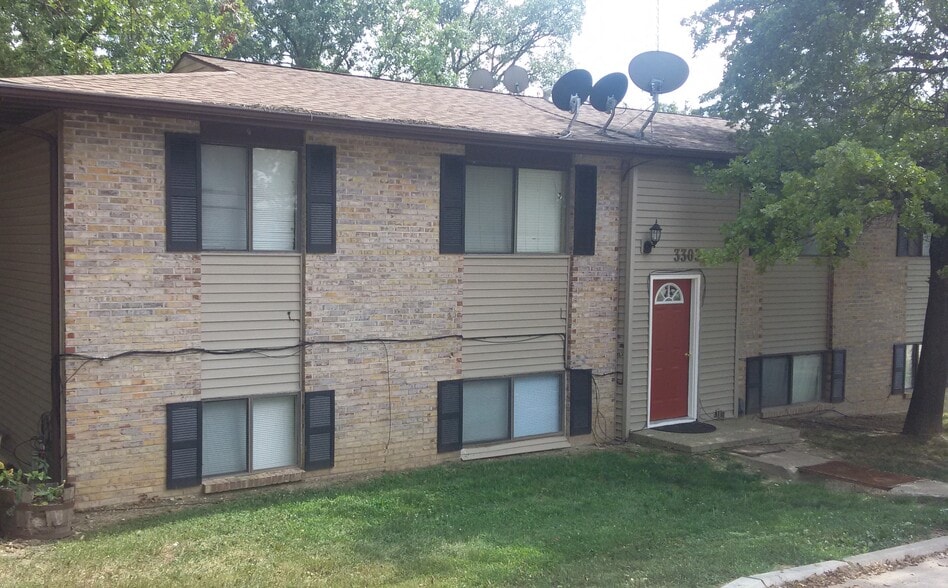 Building Photo - 3303 Cassidy Rd