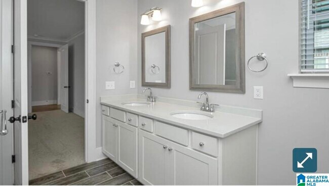 Building Photo - 1206 Lillian Ter