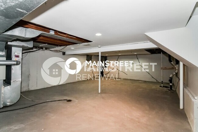 Building Photo - 12727 W 101st St