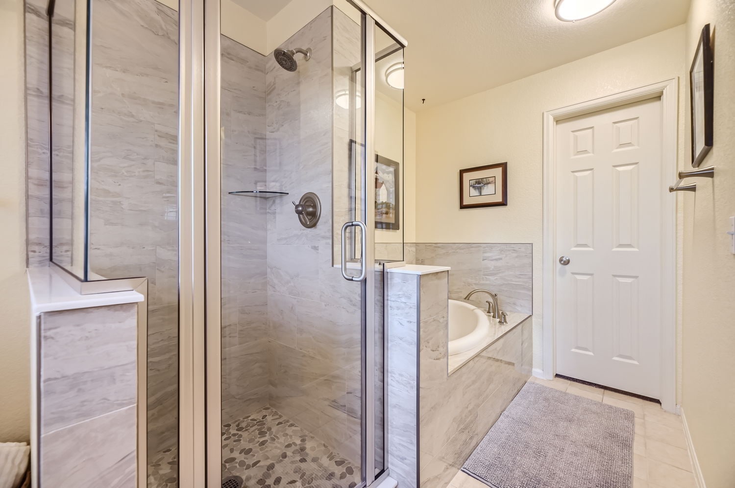 Bedroom 1 Bathroom - 2980 W Long Dr