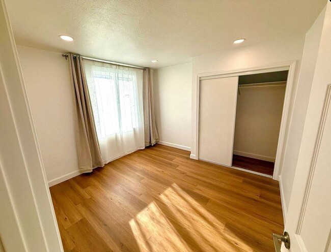 Building Photo - New Construction-3 BR, 1 BA with All New A...