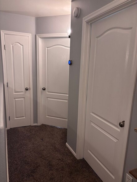 Building Photo - 1350 S Greenfield Rd