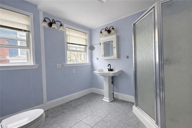 Building Photo - 739 Rock St