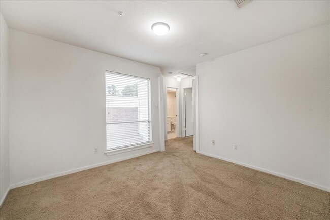 Building Photo - 1864 S Gessner Rd