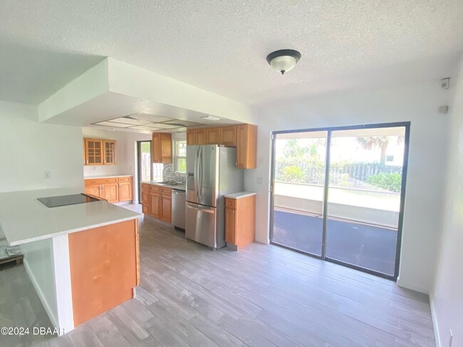 Building Photo - 12 Ocean Crest Dr