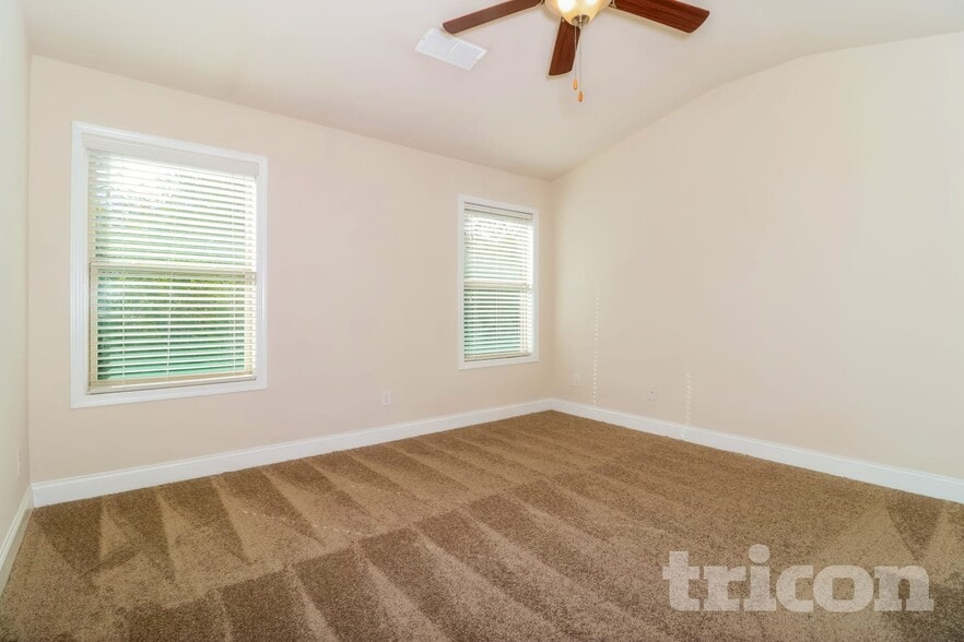 Building Photo - 539 Trickum Hill Dr