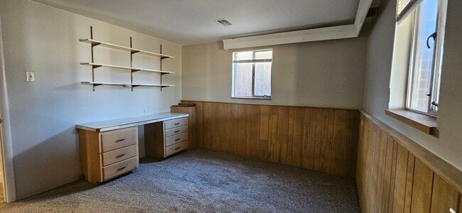 Building Photo - Beautiful Virginia Vale 4 Bedroom Split Level - New Paint, Carpet, Blinds - AVAILABLE NOW!