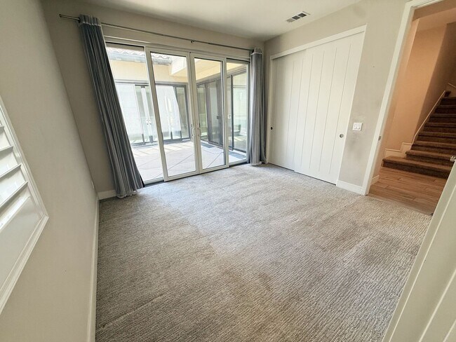 Building Photo - 6705 Aliso Valley Way